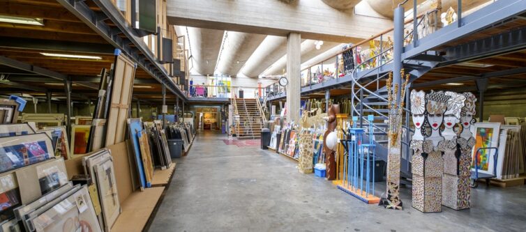 Fine Art Artwork storage warehouse Fine Art Storage